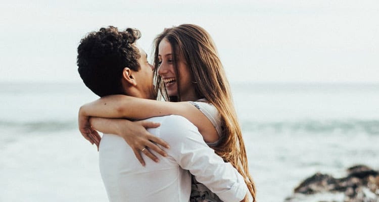15 Psychological Tricks To Get Your Boyfriend To Propose