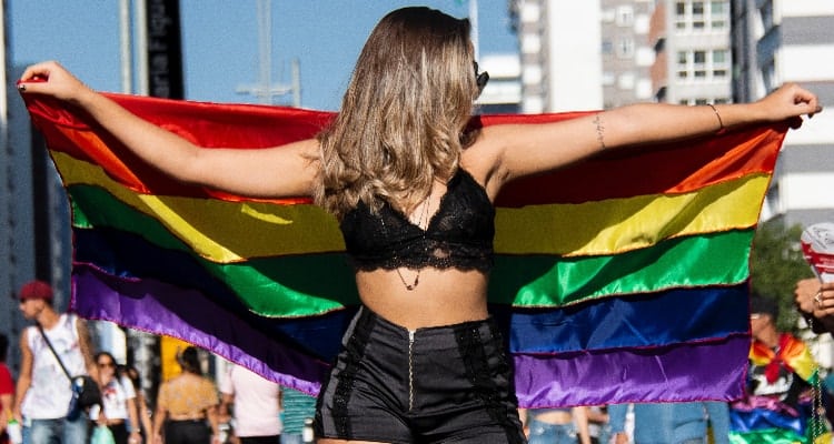 12 Gay Outfit Ideas To Look Best In Pride Parade