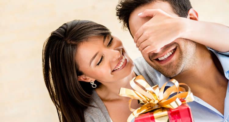 50 Memorable Gifts To Make Your Boyfriend Remember You